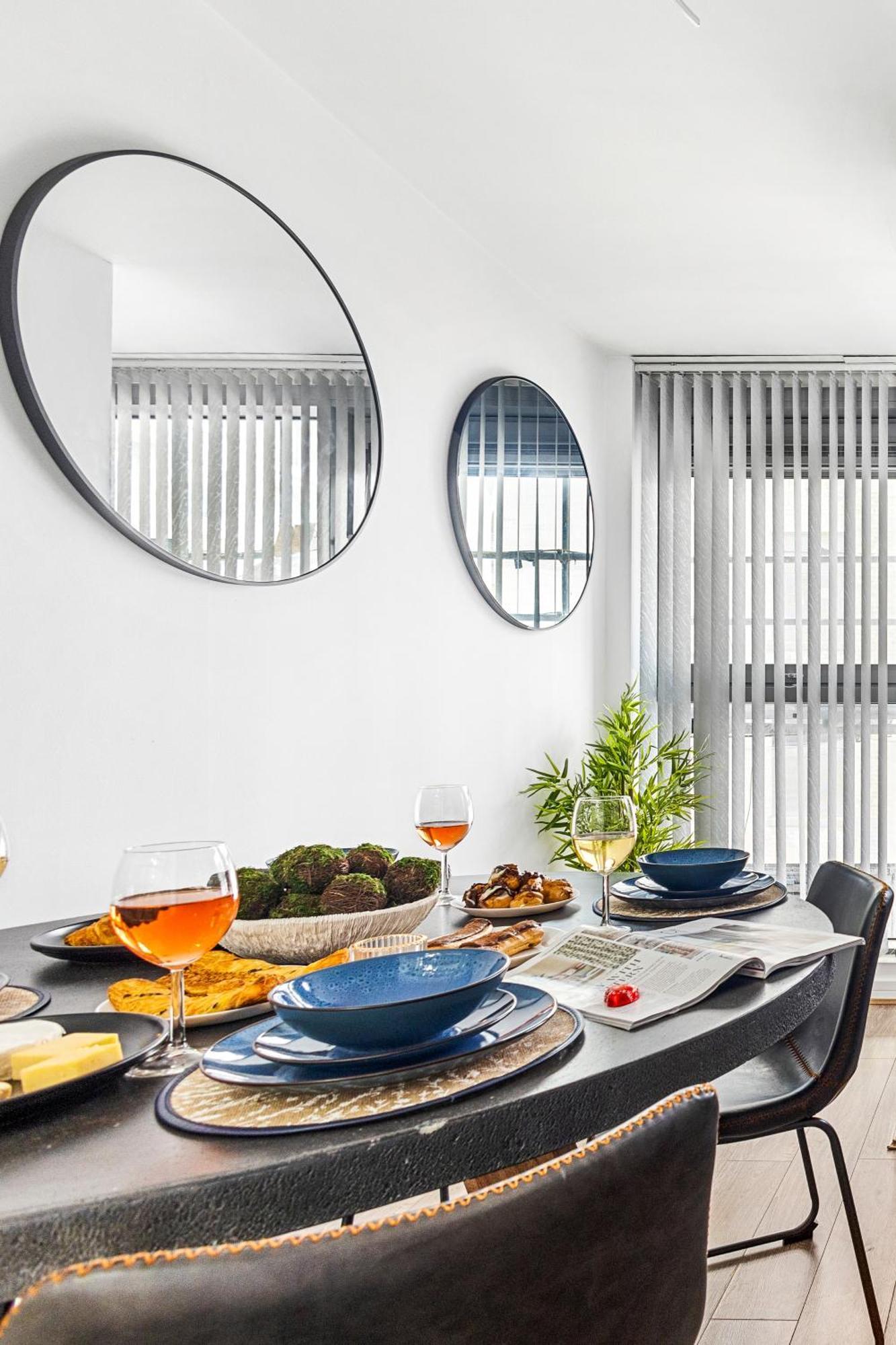 Bullring Lux Suite, New Street Free Netflix - Free Secure Parking- Sleeps 6 Birmingham Exterior foto